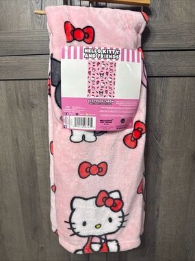 New Hello Kitty & Friends Hot Air Balloon Pink 40" x 50" Preschool Throw Blanket